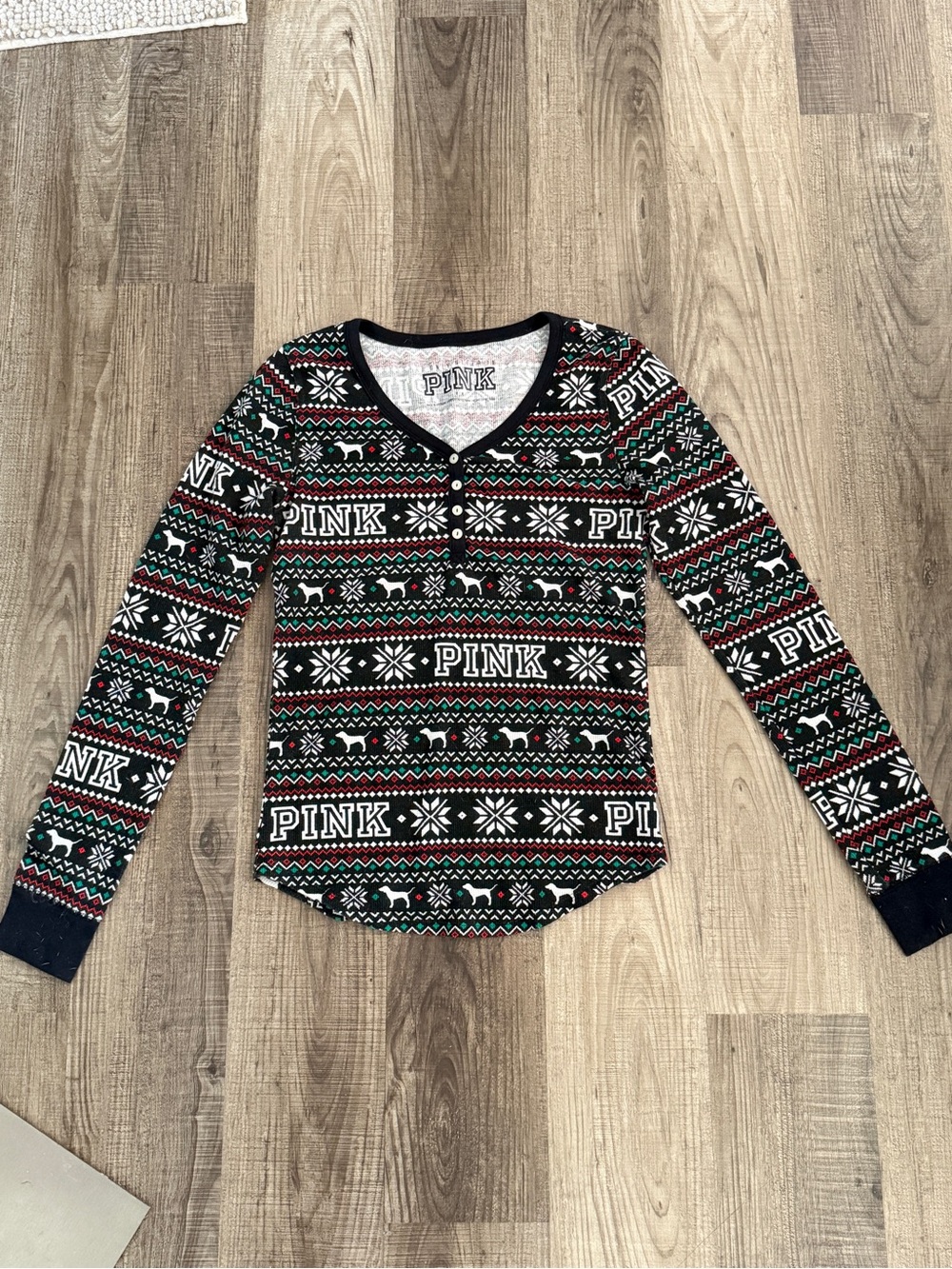 Victoria’s Secret Pink Black Fair Isle Thermal Henley Holiday Print Sz M